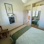 别墅 With Private Access To *